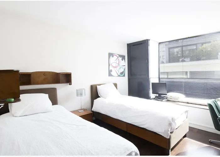 Maison D\'Architecte De 6 Niveaux A Paris